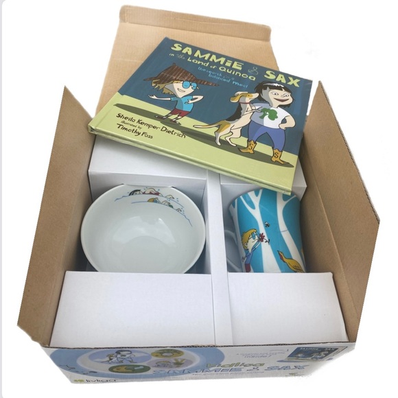 LivLiga Sammie and Sax Kidliga Children's 3 Piece Porcelain Place Setting & Book - Picture 3 of 9